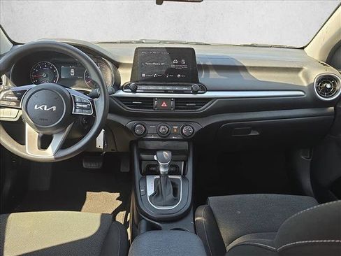 Used 2024 Kia Forte LXS FWD image 19
