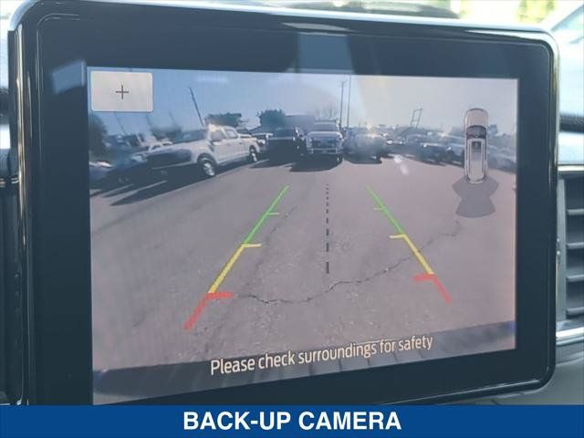 Used 2020 Ford Explorer XLT w/ Equipment Group 202A RWD image 18