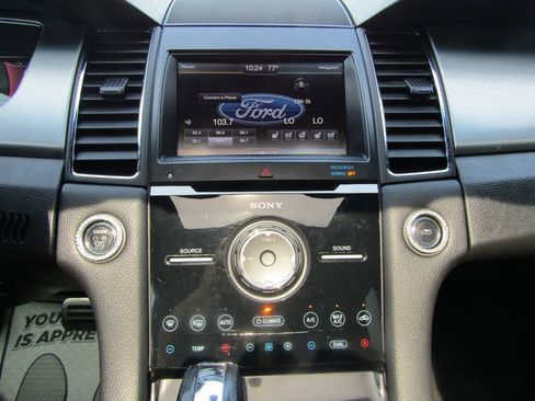 Used 2015 Ford Taurus SHO w/ Equipment Group 401A AWD/4WD image 18