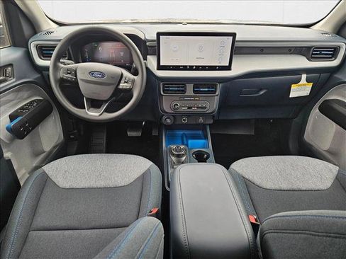 New 2025 Ford Maverick XLT image 14
