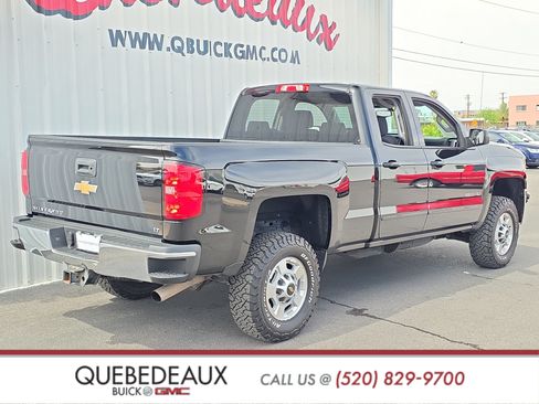 Used 2015 Chevrolet Silverado 2500 LT w/ LT Convenience Package AWD/4WD image 7