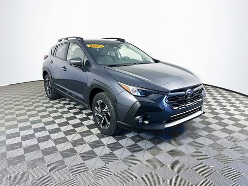 Used 2025 Subaru Crosstrek 2.0i Premium AWD/4WD image 3