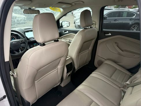 Used 2018 Ford Escape SEL AWD/4WD image 14
