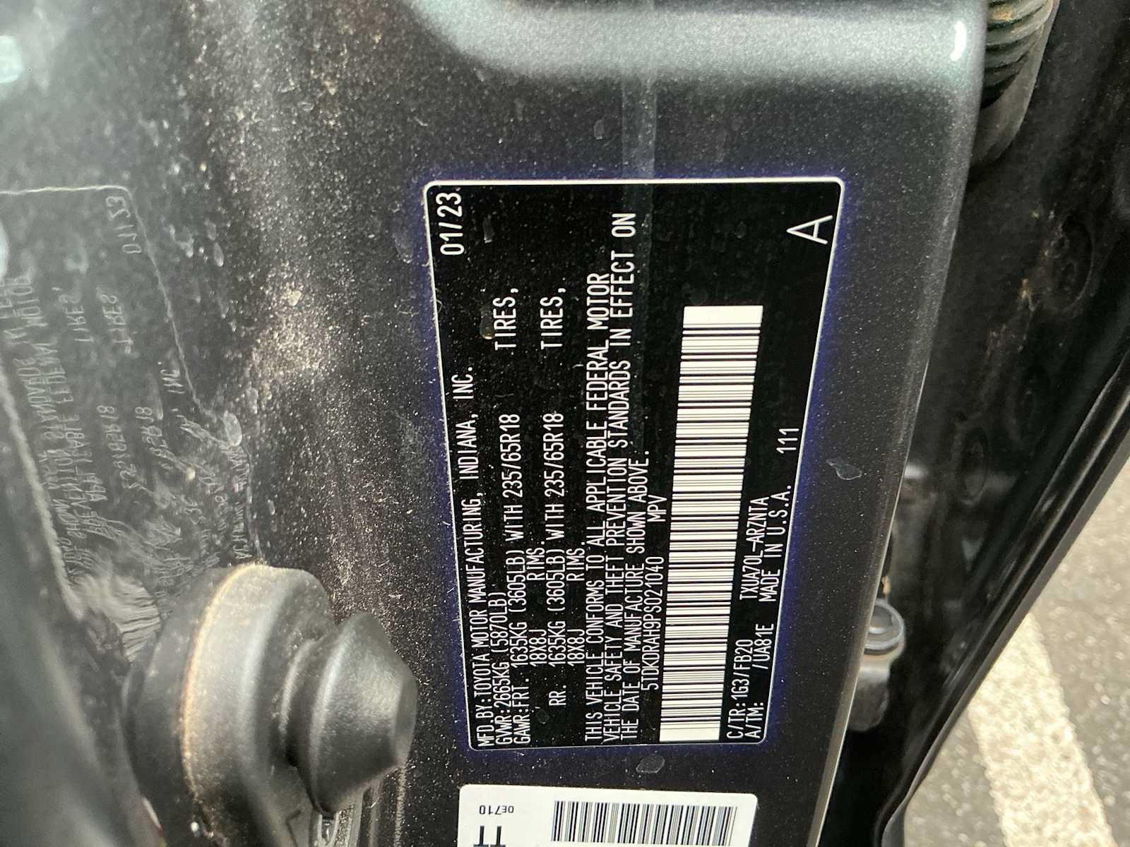 Used 2023 Toyota Highlander L FWD image 27