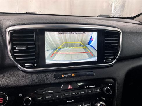 Used 2020 Kia Sportage EX w/ Option Group 15 image 19