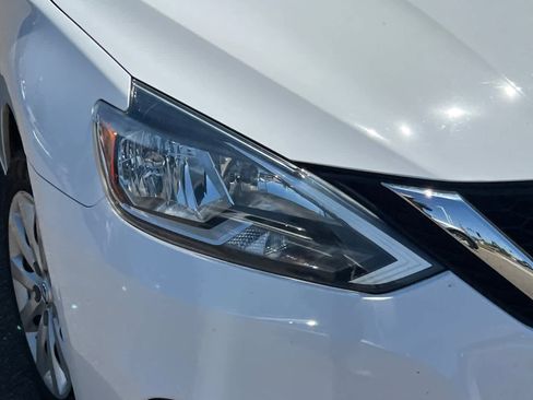 Used 2017 Nissan Sentra SV FWD image 14