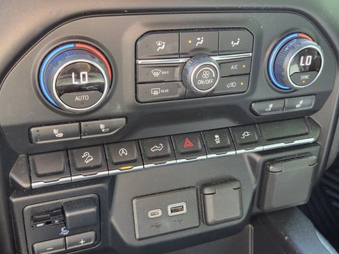 Used 2020 Chevrolet Silverado 1500 RST w/ All-Star Edition image 15