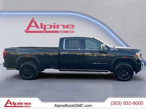 Used 2023 GMC Sierra 2500 Denali w/ Denali Black Diamond Edition image 6