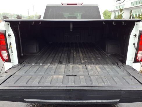 Used 2022 GMC Sierra 1500 Elevation AWD/4WD image 9