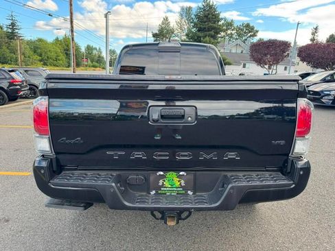 Used 2021 Toyota Tacoma Limited w/ Blackout Package (TMS) AWD/4WD image 9