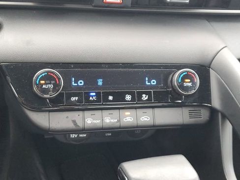 Used 2025 Hyundai Elantra Sport image 20