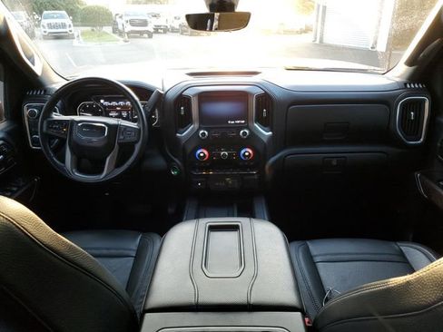 Used 2020 GMC Sierra 3500 Denali w/ Denali Ultimate Package image 12