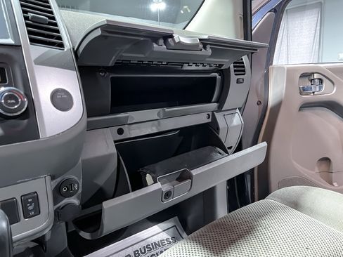 Used 2021 Nissan Frontier SV image 25