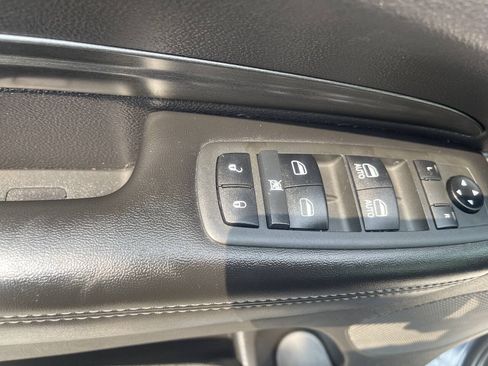 Used 2021 Dodge Durango SXT AWD/4WD image 12