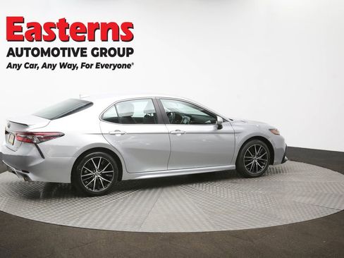 Used 2024 Toyota Camry SE image 42