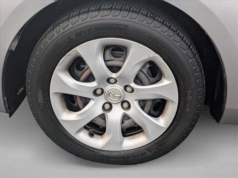 Used 2013 MAZDA MAZDA3 i SV w/ Convenience Pkg image 20