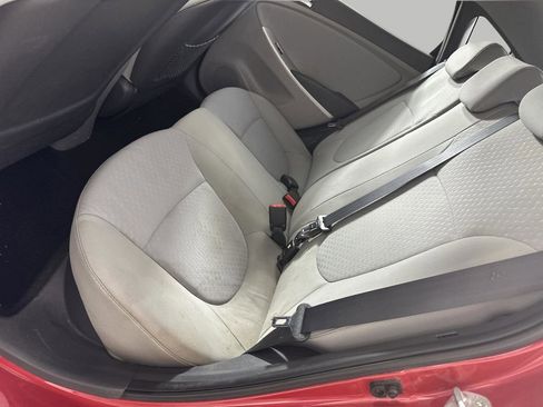 Used 2014 Hyundai Accent SE FWD image 22