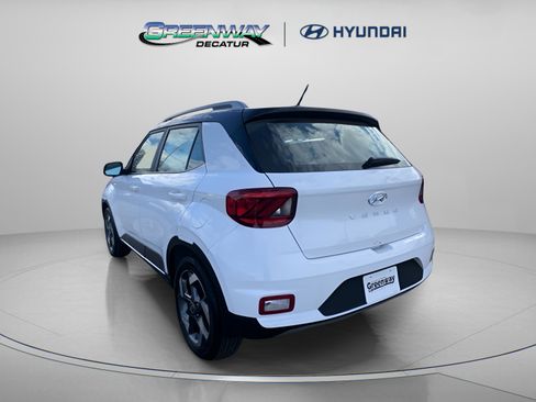 New 2026 Hyundai Venue SEL image 7