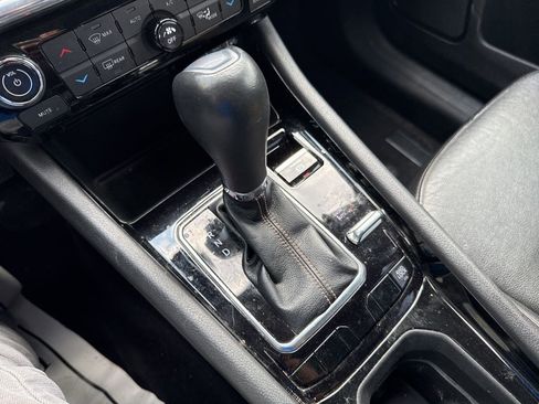 Used 2022 Jeep Compass Limited image 22