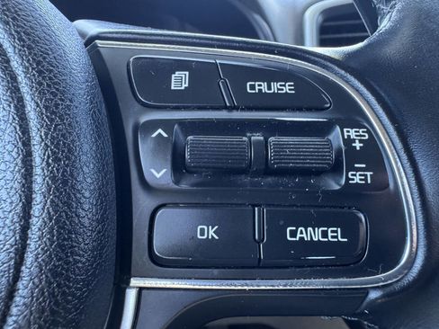 Used 2017 Kia Sportage EX image 29