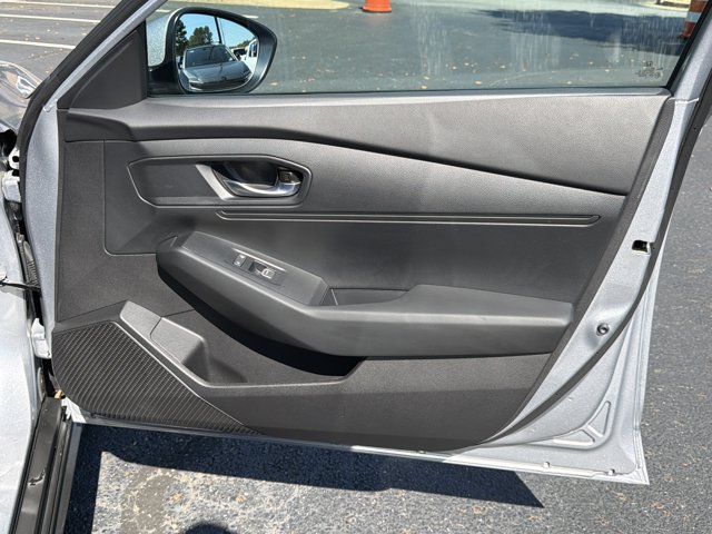 Used 2025 Honda Accord LX image 14