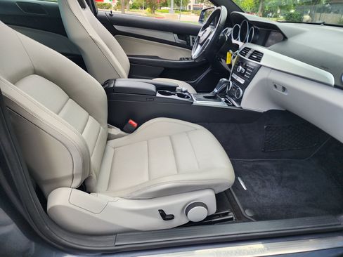 Used 2014 Mercedes-Benz C 250 Coupe image 13