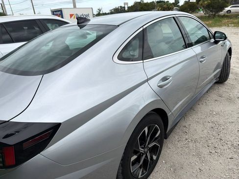 Used 2025 Hyundai Sonata SEL FWD image 9