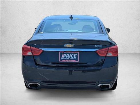 Used 2017 Chevrolet Impala Premier FWD image 4