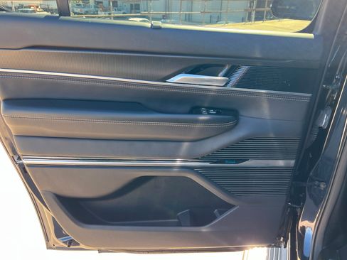 Certified 2024 Jeep Grand Wagoneer L Series II w/ Quick Order Packagew 28T image 18