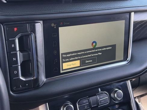 Used 2024 GMC Yukon XL Denali w/ Advanced Technology Package image 28