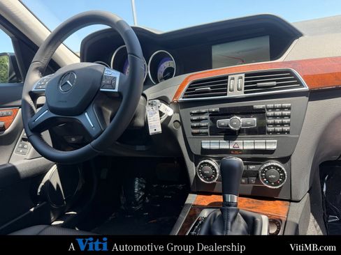 Used 2014 Mercedes-Benz C 300 4MATIC Sedan image 31