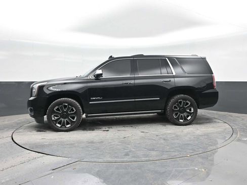 Used 2018 GMC Yukon Denali w/ Denali Ultimate Package AWD/4WD image 3