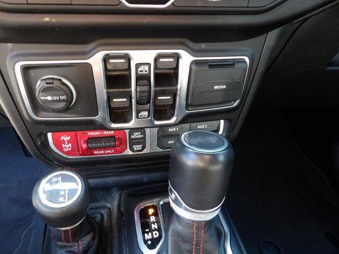 Used 2023 Jeep Wrangler Unlimited Rubicon w/ Xtreme 35 Tire Package image 21