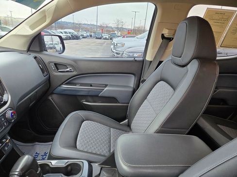 Used 2019 Chevrolet Colorado Z71 image 24