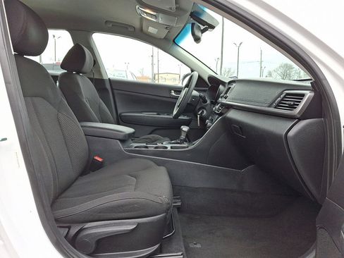Used 2016 Kia Optima LX w/ LX Convenience Package image 10