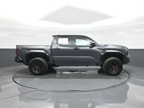 Certified 2025 Toyota Tacoma TRD Pro AWD/4WD image 8