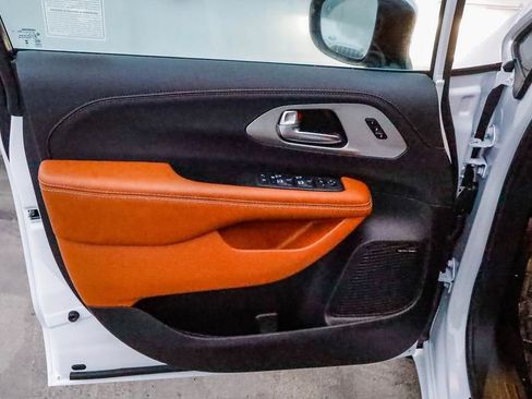 New 2026 Chrysler Pacifica Pinnacle w/ Trailer Tow Group image 26