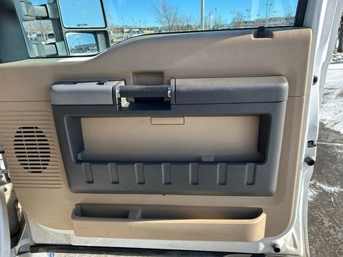 Used 2015 Ford F250 Lariat w/ Lariat Ultimate Package image 31