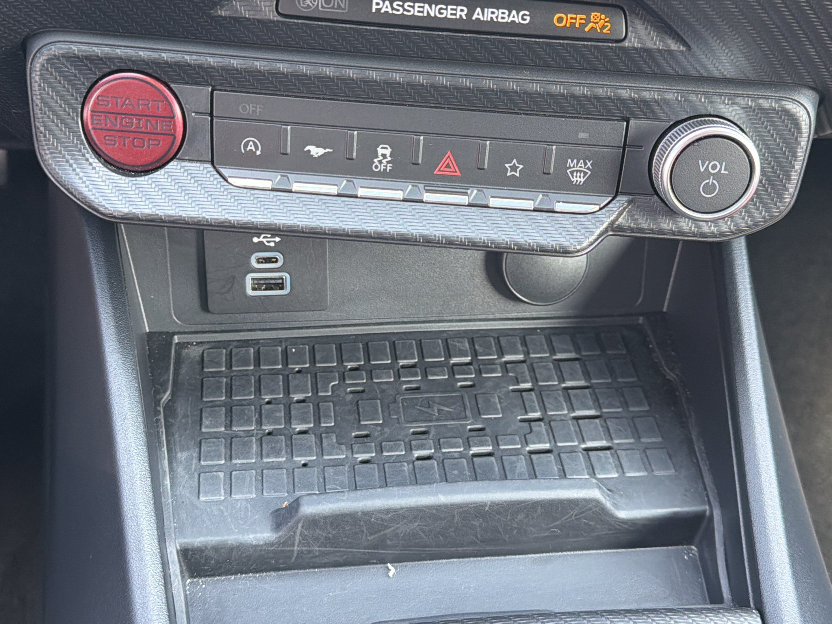 Used 2024 Ford Mustang Premium RWD image 11