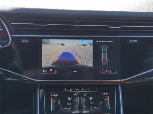 Used 2021 Audi Q7 2.0T Premium Plus w/ Executive Package image 12