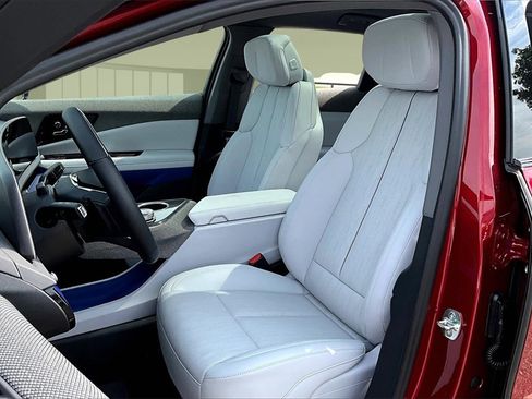 New 2025 Cadillac Optiq Sport 2 image 9