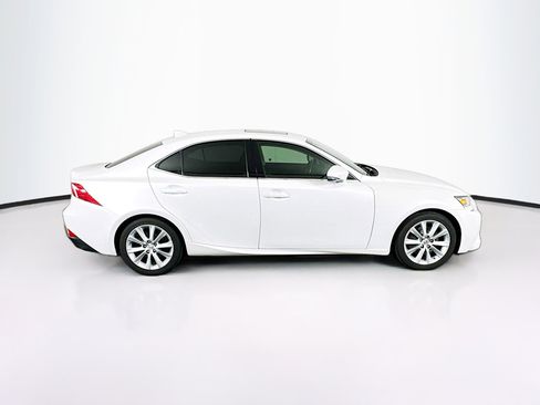 Used 2016 Lexus IS 200t RWD image 10