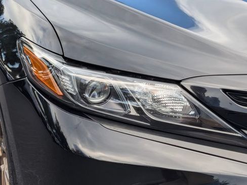Used 2023 Toyota Camry SE w/ Convenience Package FWD image 9
