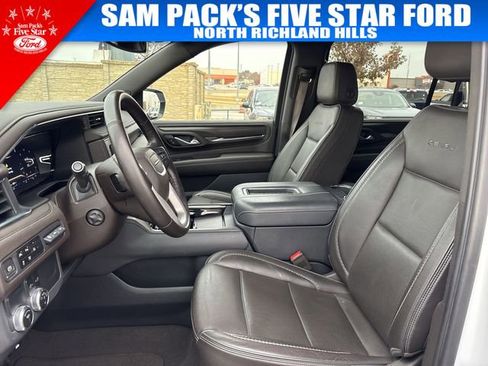 Used 2023 GMC Yukon XL Denali image 20