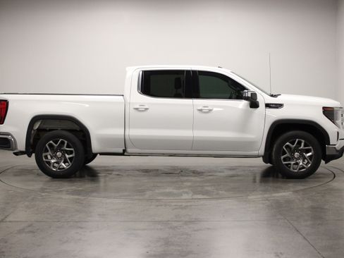 Used 2023 GMC Sierra 1500 SLE w/ Max Trailering Package AWD/4WD image 9