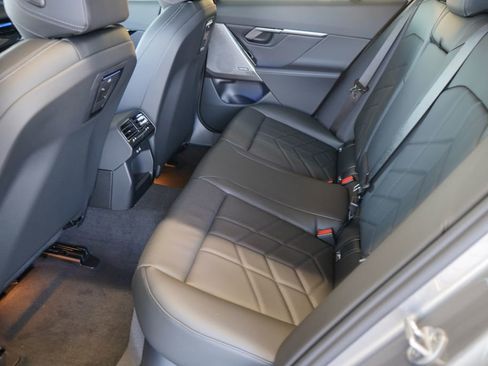 Used 2026 BMW 530i w/ Premium Package RWD image 19