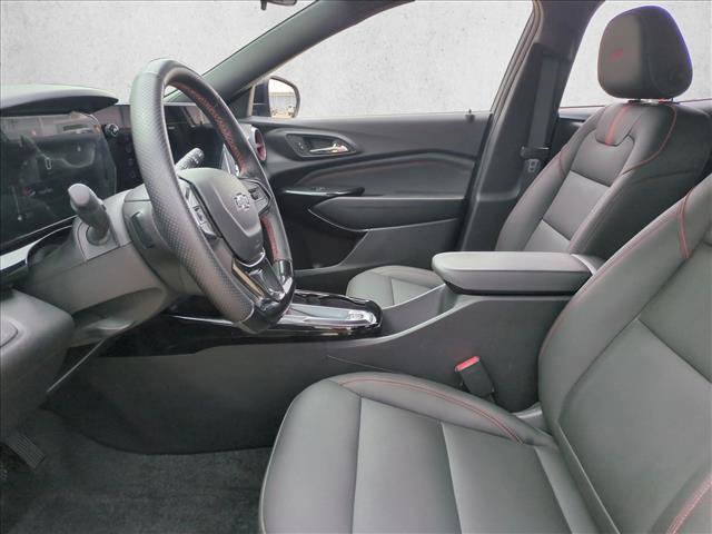 Used 2024 Chevrolet Trax RS w/ Driver Confidence Package FWD image 15