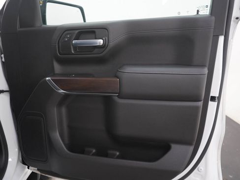 Used 2019 GMC Sierra 1500 SLT w/ SLT Premium Package AWD/4WD image 12