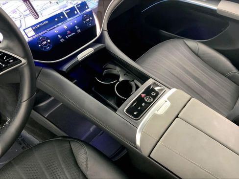 Certified 2023 Mercedes-Benz EQS 580 4MATIC SUV image 27