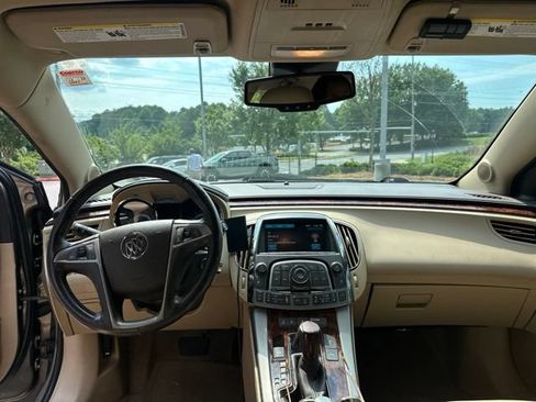 Used 2012 Buick LaCrosse Premium FWD image 8